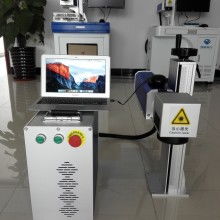  中藝五金 塑膠 模具制品廠 主營(yíng) 精密五金模具設(shè)計(jì) 制